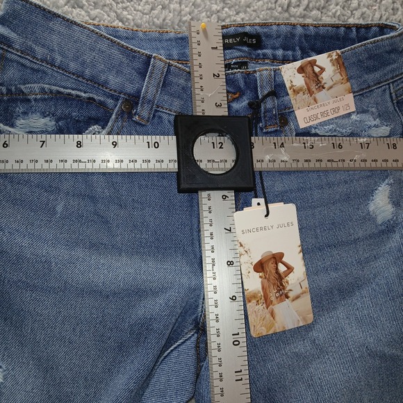 NEW Sincerely Jules Women's Light Wash Classic Rise Crop Straight Jeans - 1/25 - Picture 10 of 12
